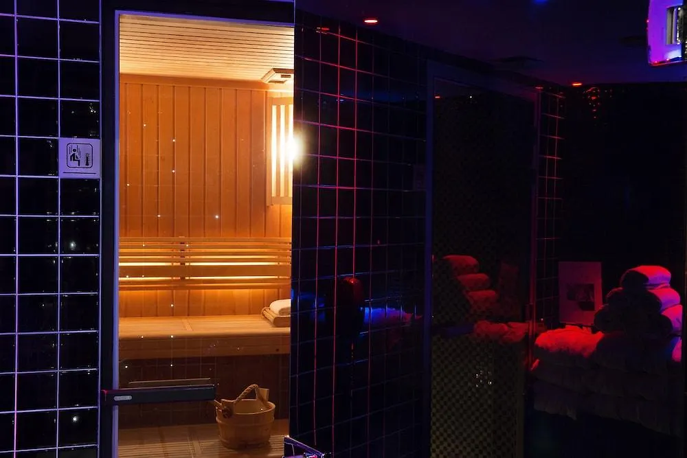 Platine Hotel Paris France